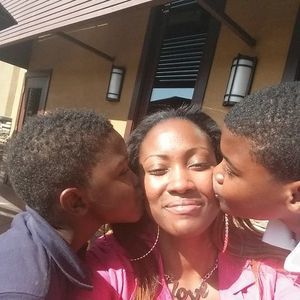 Meet your Posher, Lakeisha